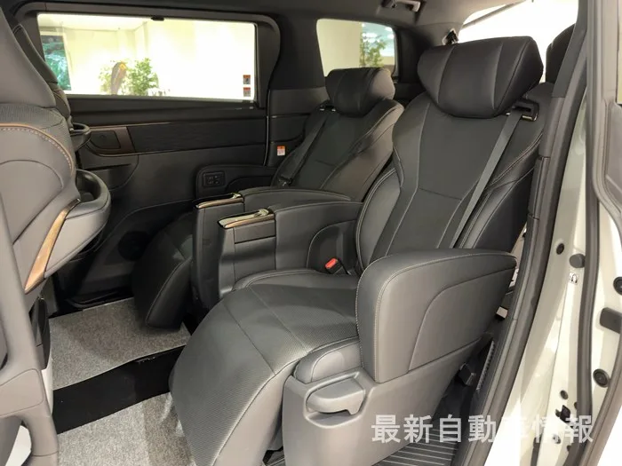 40系前期 新型アルファード