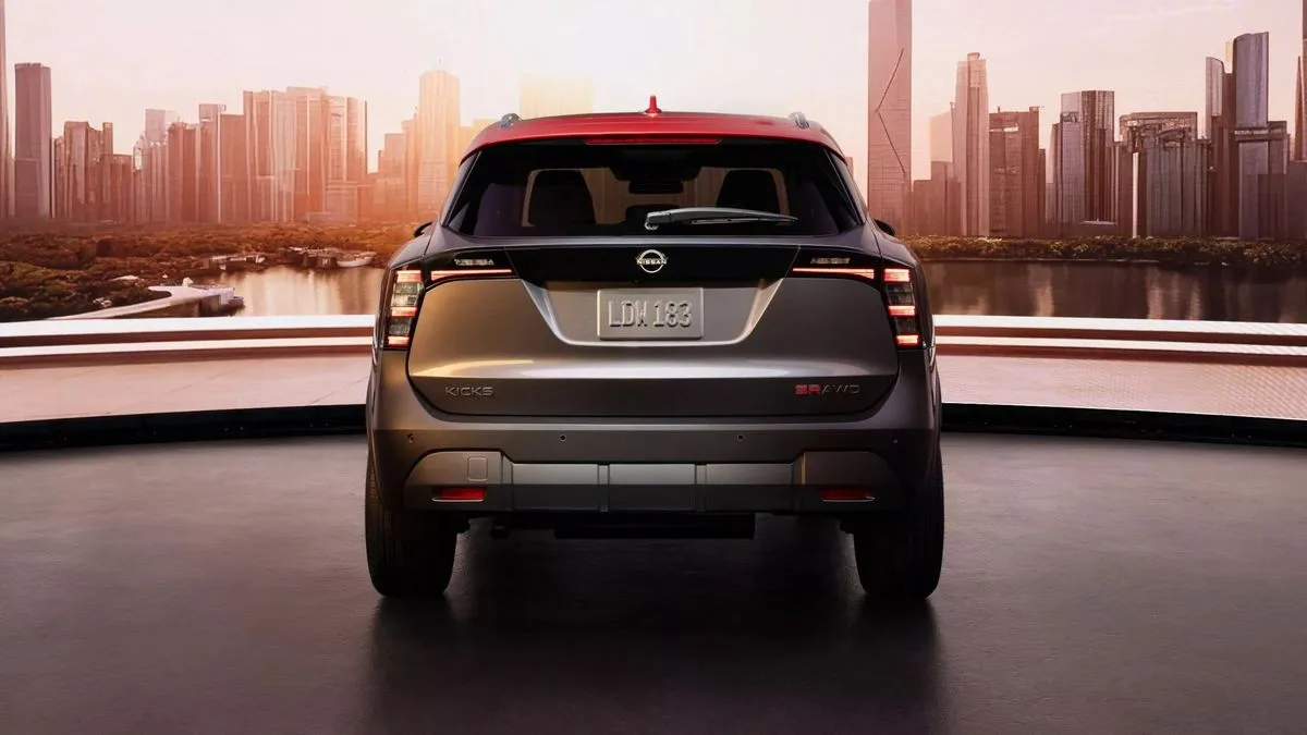 2025 Nissan Kicks