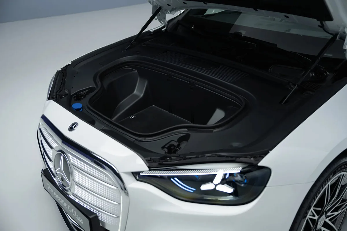 2026-mercedes-c-class-electric