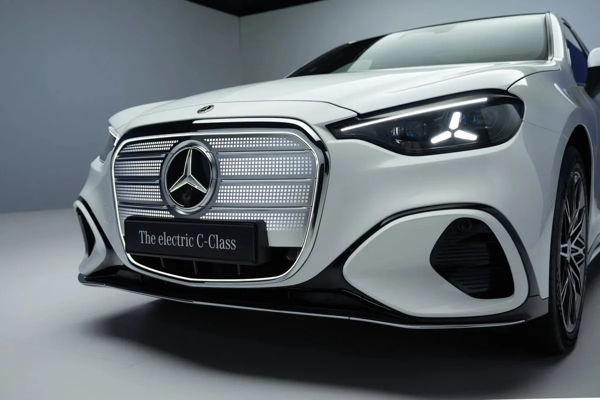2026-mercedes-c-class-electric