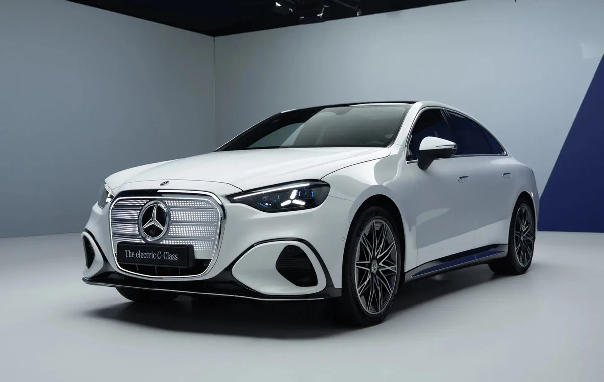 2026-mercedes-c-class-electric