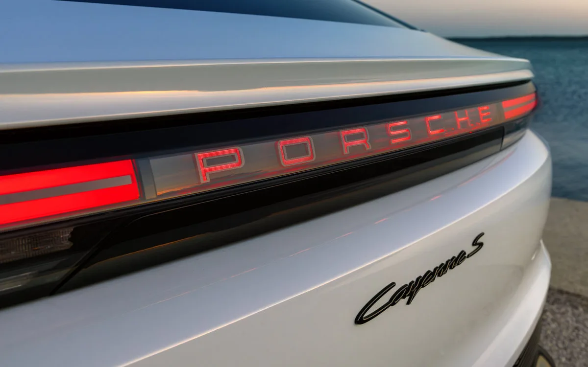 porsche-cayenne-coupe