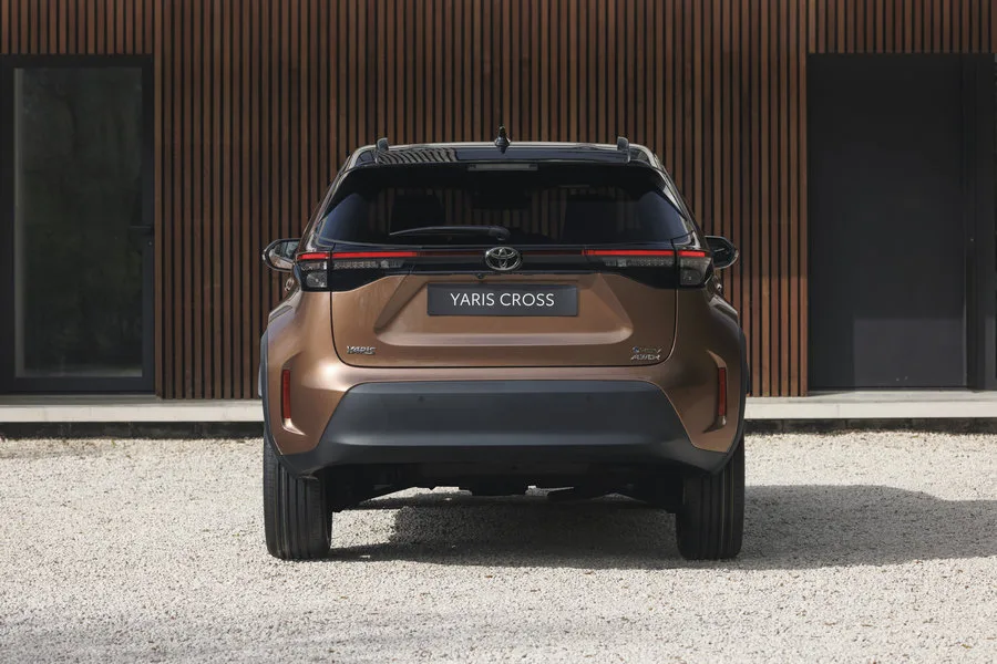 yariscross_highgrade_preciousbronze