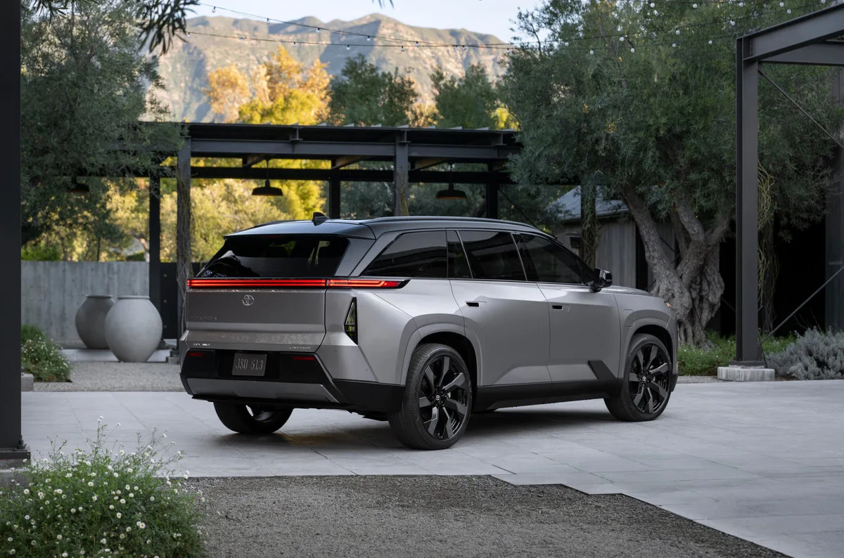 2027_Toyota_Highlander